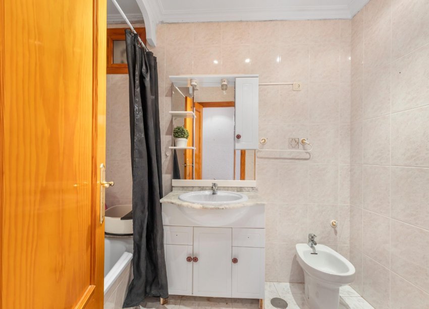 Resale - Apartment - Torrevieja - Playa del Cura