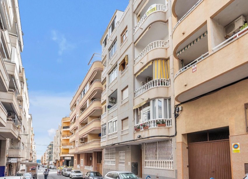 Resale - Apartment - Torrevieja - Playa del Cura