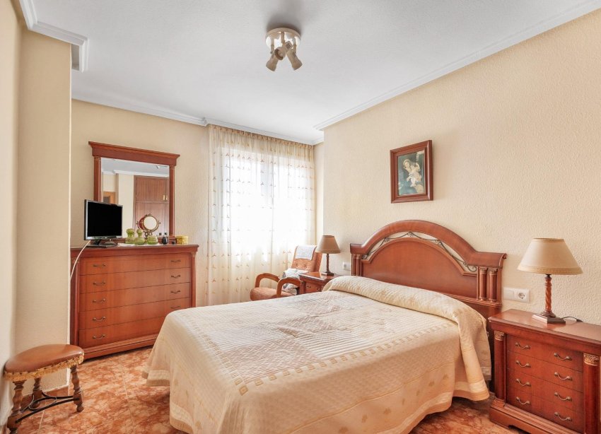 Resale - Apartment - Torrevieja - Playa del Cura