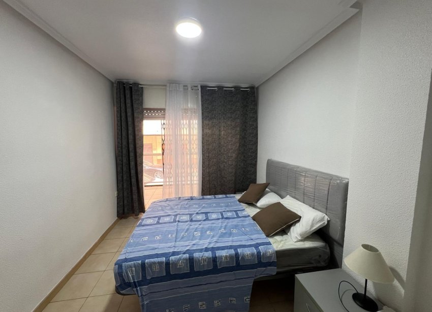 Resale - Apartment - Torrevieja - Playa del Cura
