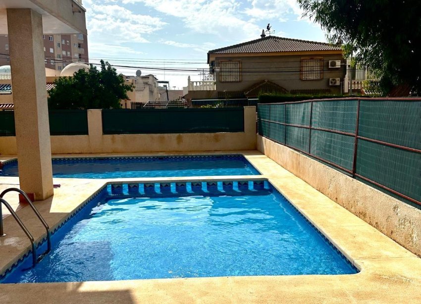 Resale - Apartment - Torrevieja - Playa del Cura