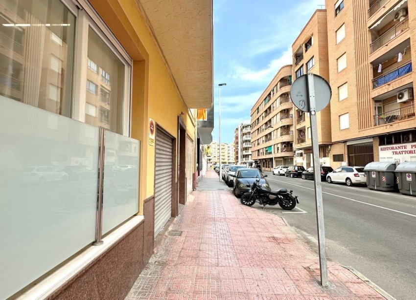 Resale - Apartment - Torrevieja - Playa del Cura