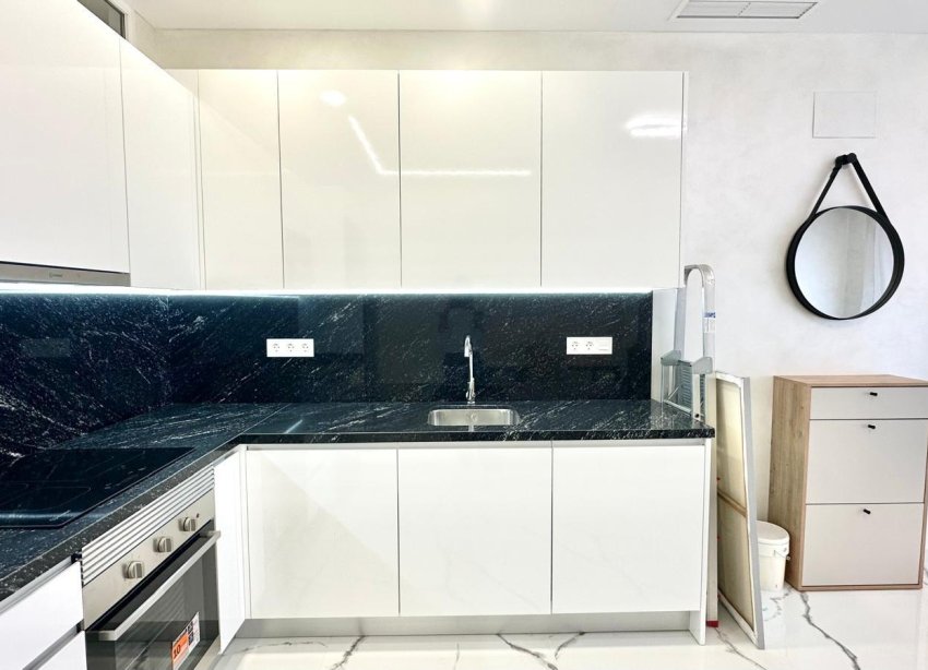 Resale - Apartment - Torrevieja - Playa del Cura