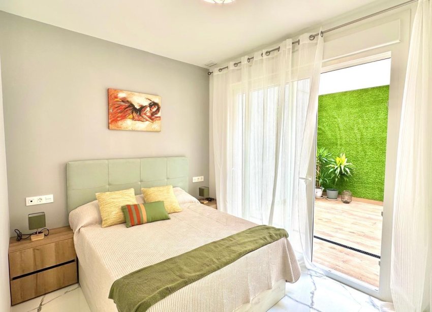 Resale - Apartment - Torrevieja - Playa del Cura