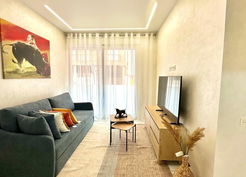 Resale - Apartment - Torrevieja - Playa del Cura