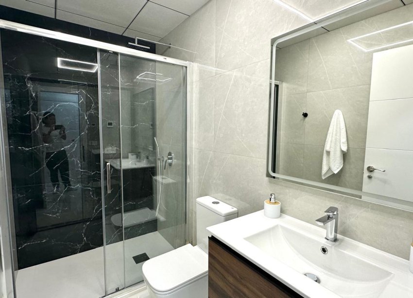 Resale - Apartment - Torrevieja - Playa del Cura