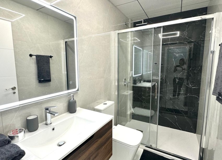 Resale - Apartment - Torrevieja - Playa del Cura