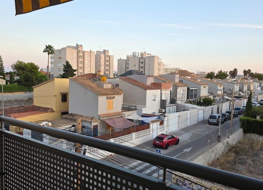 Resale - Apartment - Torrevieja - Playa del Cura