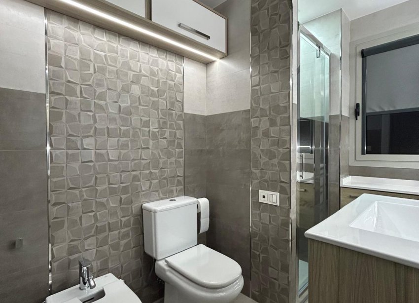 Resale - Apartment - Torrevieja - Playa del Cura