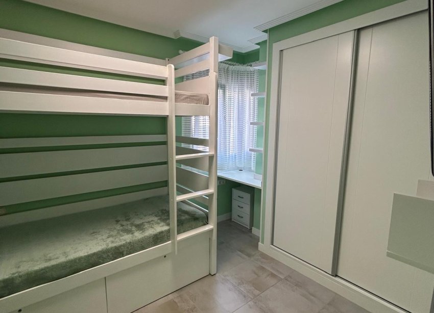 Resale - Apartment - Torrevieja - Playa del Cura