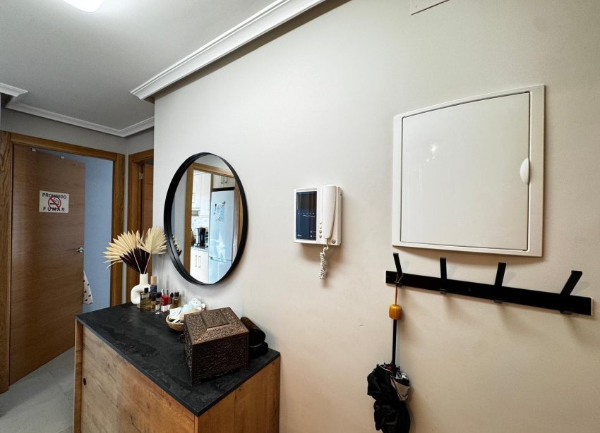 Resale - Apartment - Torrevieja - Playa del Cura