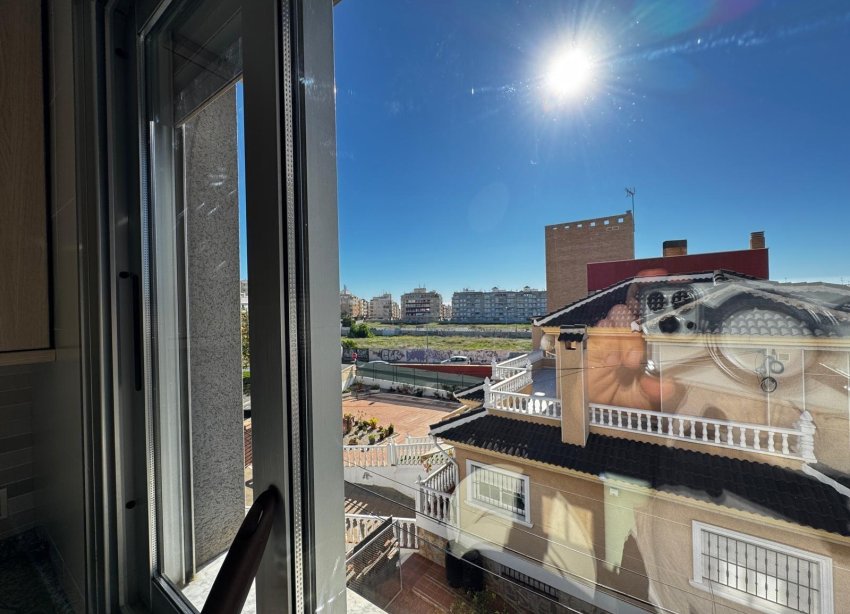 Resale - Apartment - Torrevieja - Playa del Cura