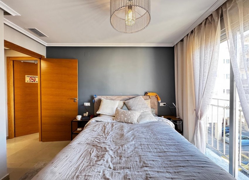 Resale - Apartment - Torrevieja - Playa del Cura