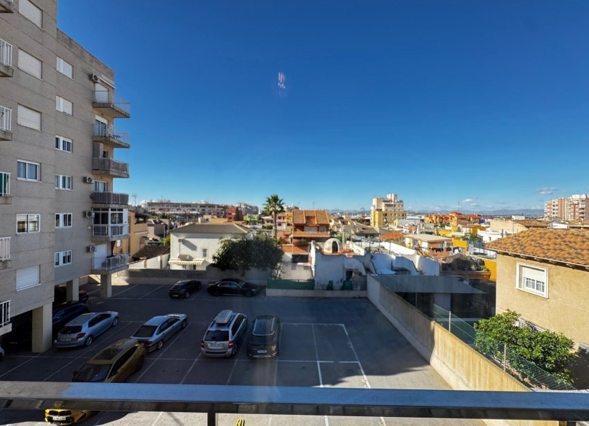 Resale - Apartment - Torrevieja - Playa del Cura