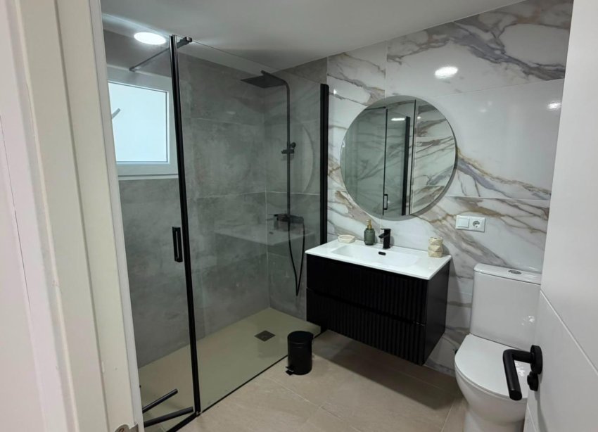 Resale - Apartment - Torrevieja - Playa del Cura
