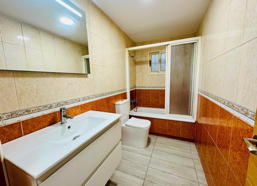 Resale - Apartment - Torrevieja - Playa del Cura