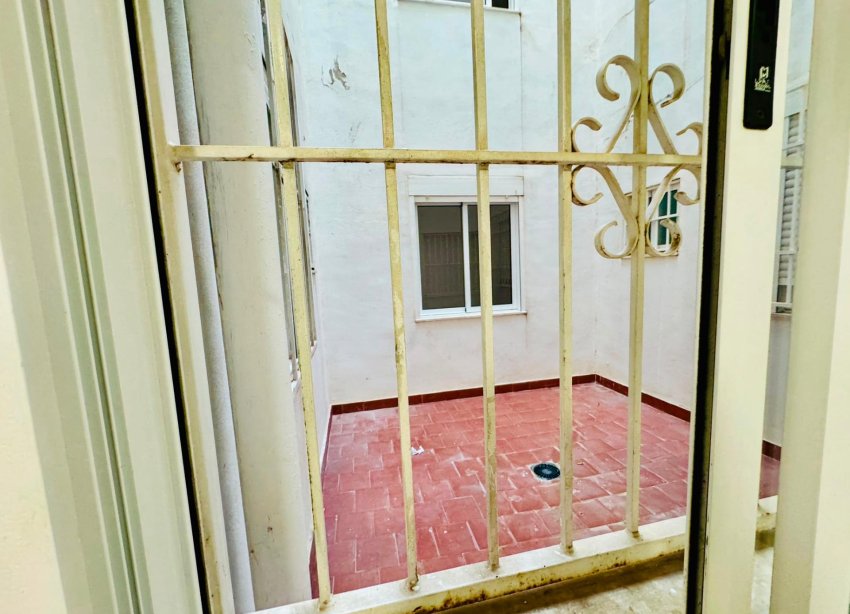 Resale - Apartment - Torrevieja - Playa del Cura