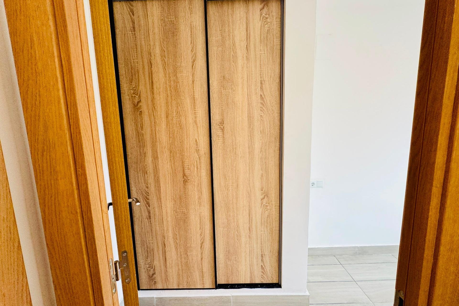 Resale - Apartment - Torrevieja - Playa del Cura