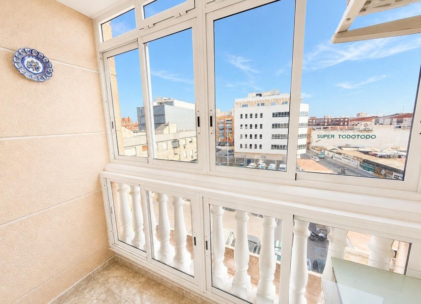 Resale - Apartment - Torrevieja - Playa del Cura