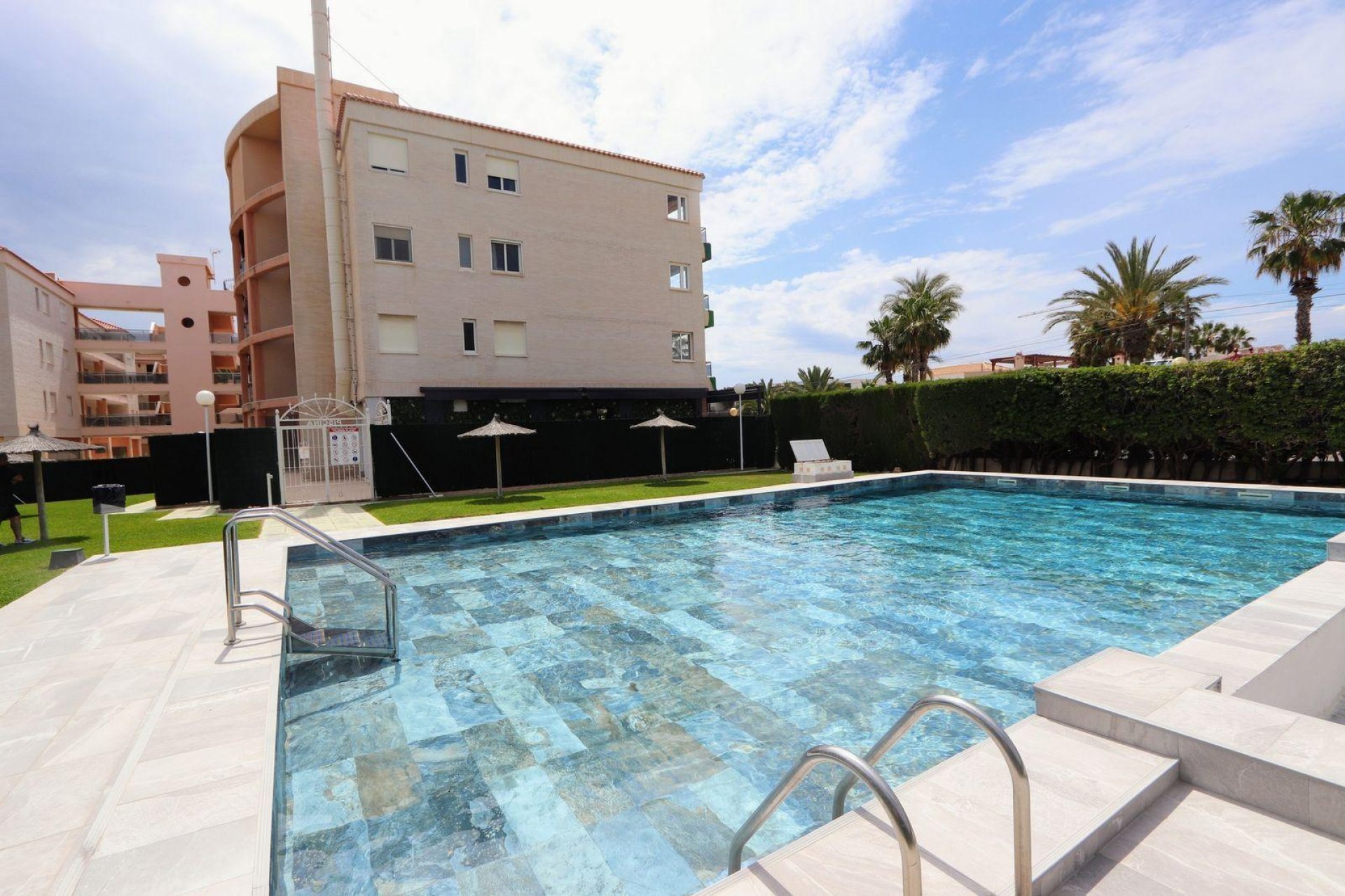 Resale - Apartment - Torrevieja - Playa Flamenca