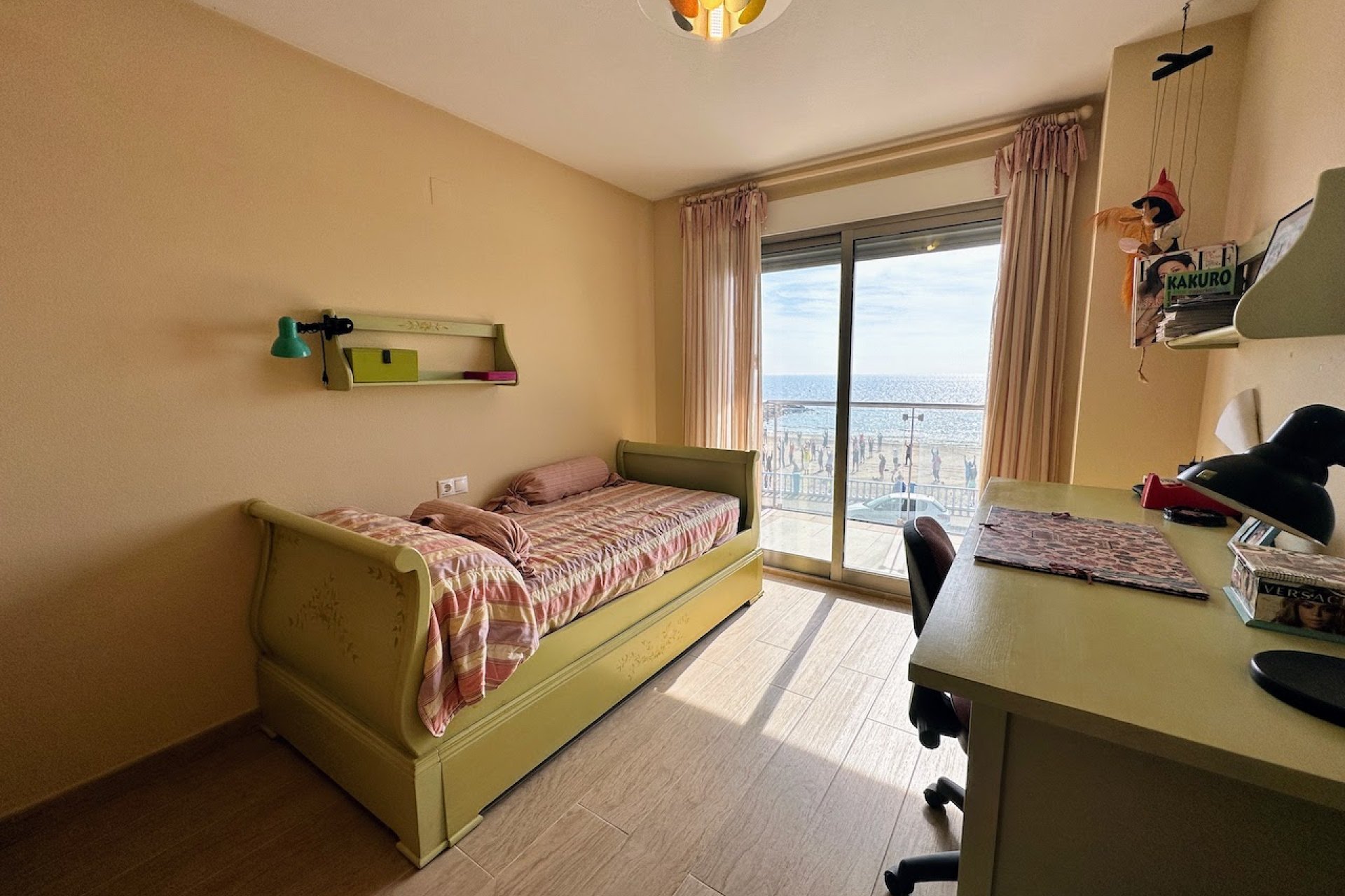 Resale - Apartment - Torrevieja - Playa Los Locos