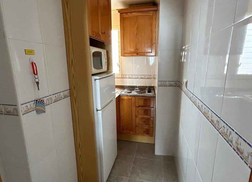 Resale - Apartment - Torrevieja - Playa Los Locos