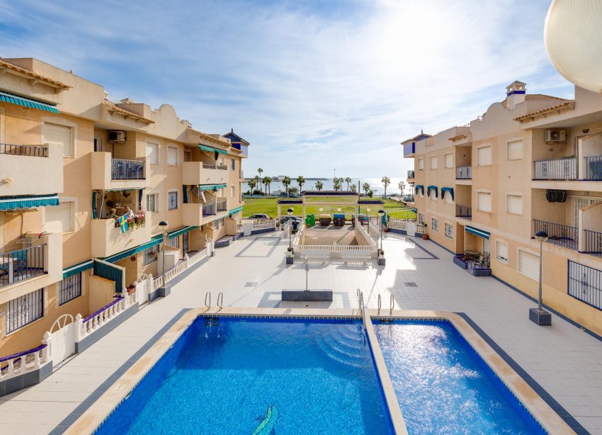 Resale - Apartment - Torrevieja - PLAYA NAUFRAGOS