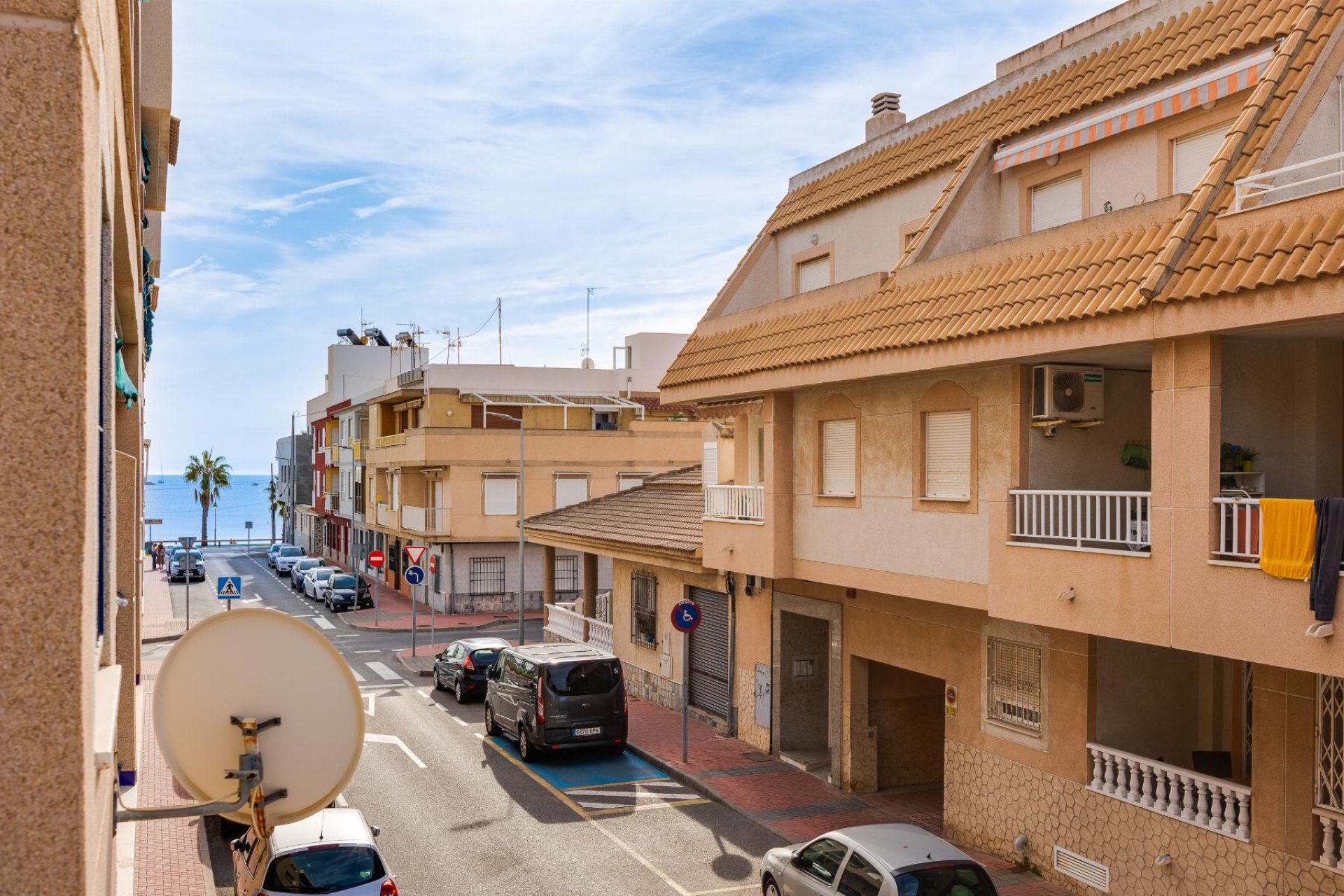 Resale - Apartment - Torrevieja - PLAYA NAUFRAGOS