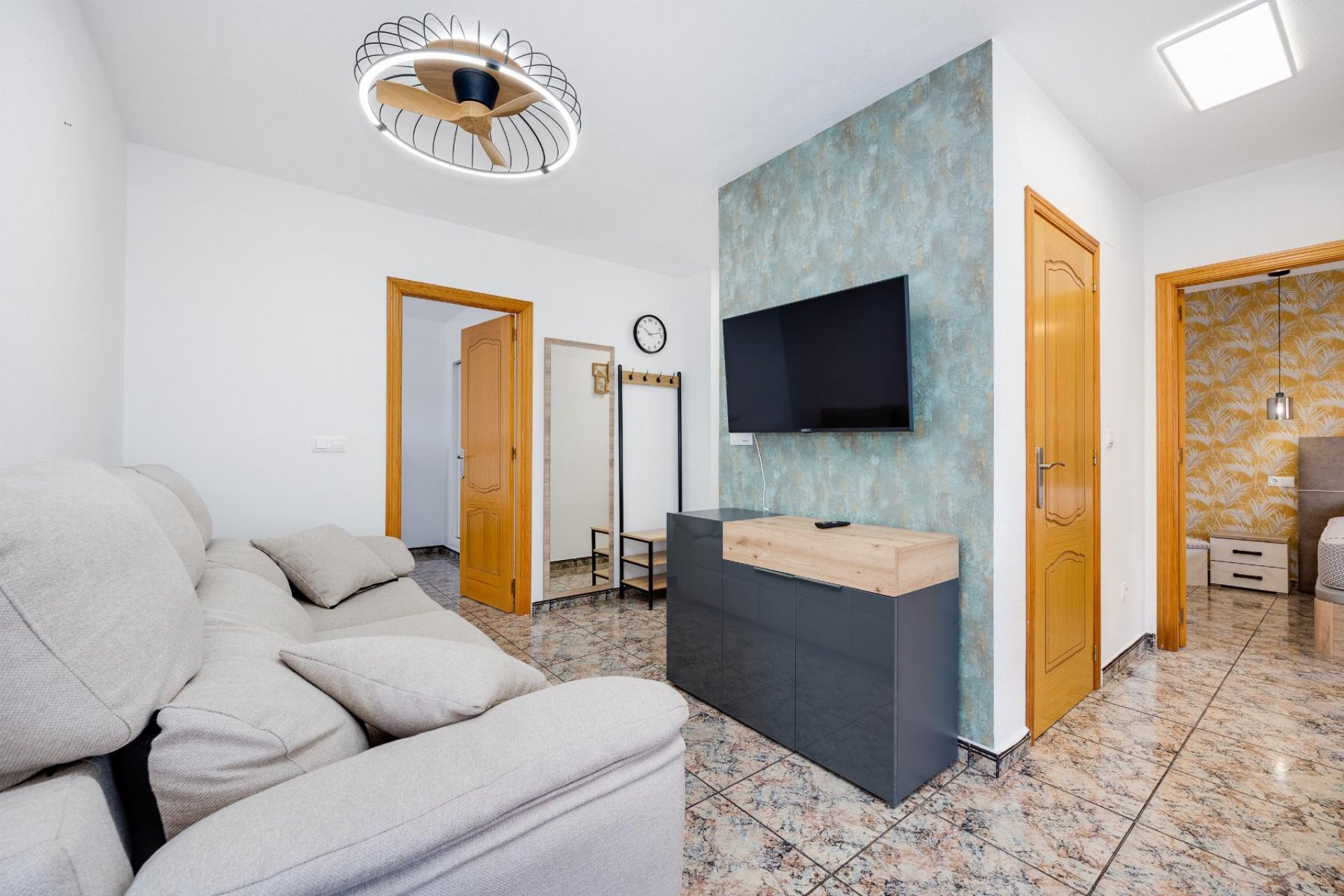 Resale - Apartment - Torrevieja - PLAYA NAUFRAGOS