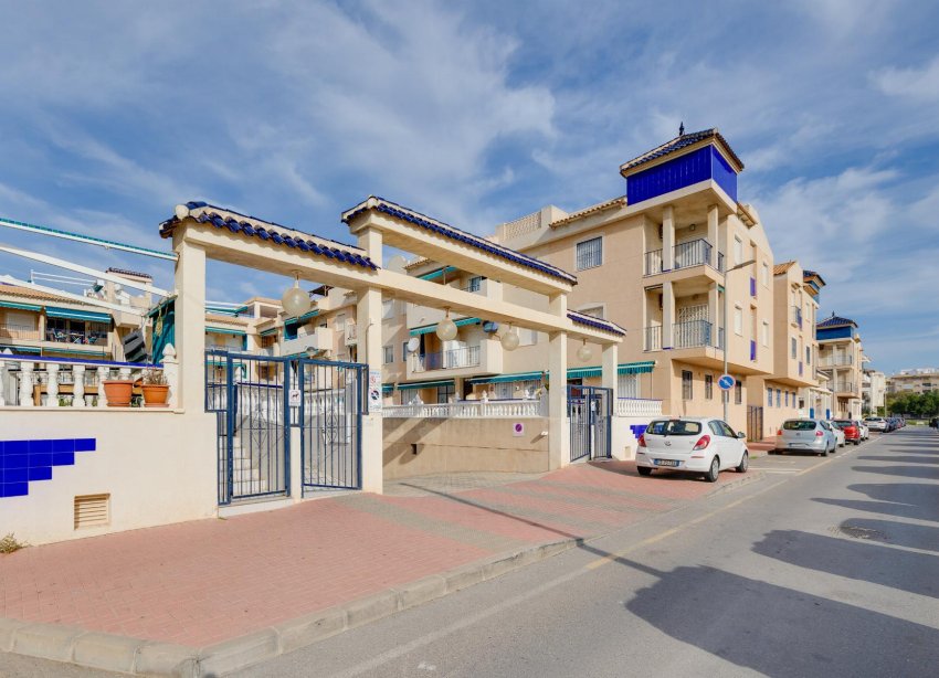 Resale - Apartment - Torrevieja - PLAYA NAUFRAGOS