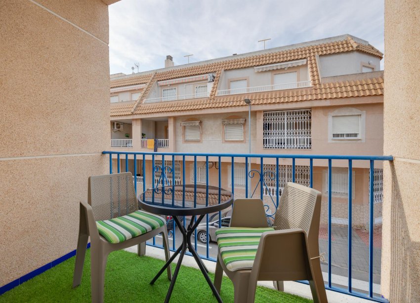 Resale - Apartment - Torrevieja - PLAYA NAUFRAGOS