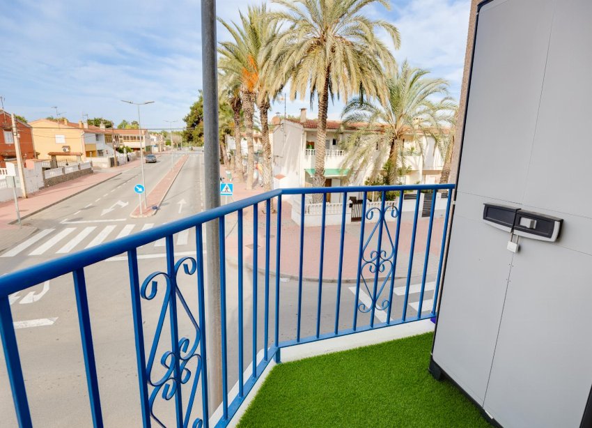 Resale - Apartment - Torrevieja - PLAYA NAUFRAGOS