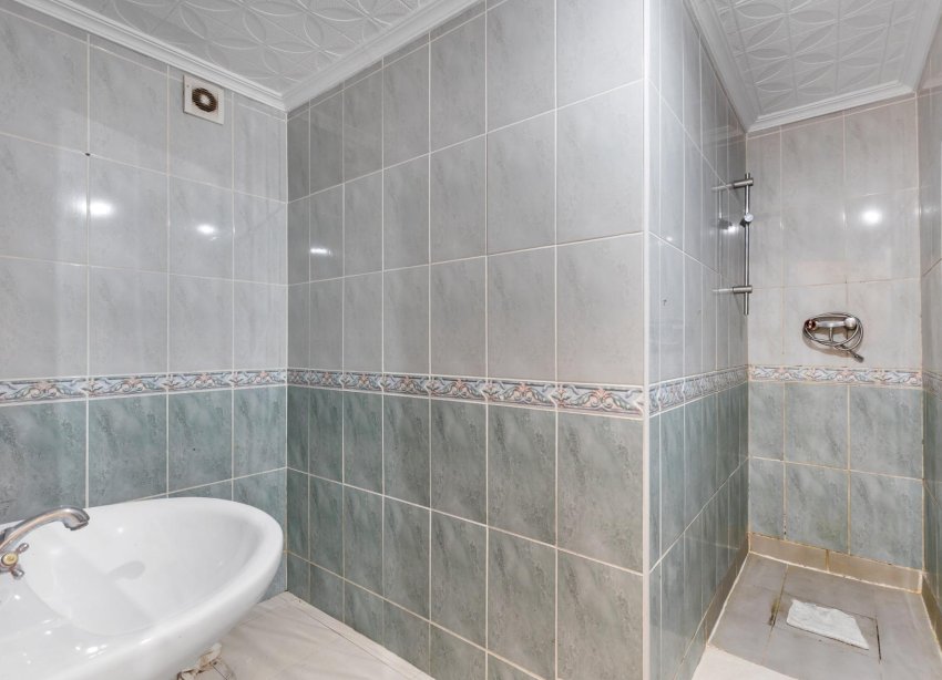 Resale - Apartment - Torrevieja - Puerto Deportivo