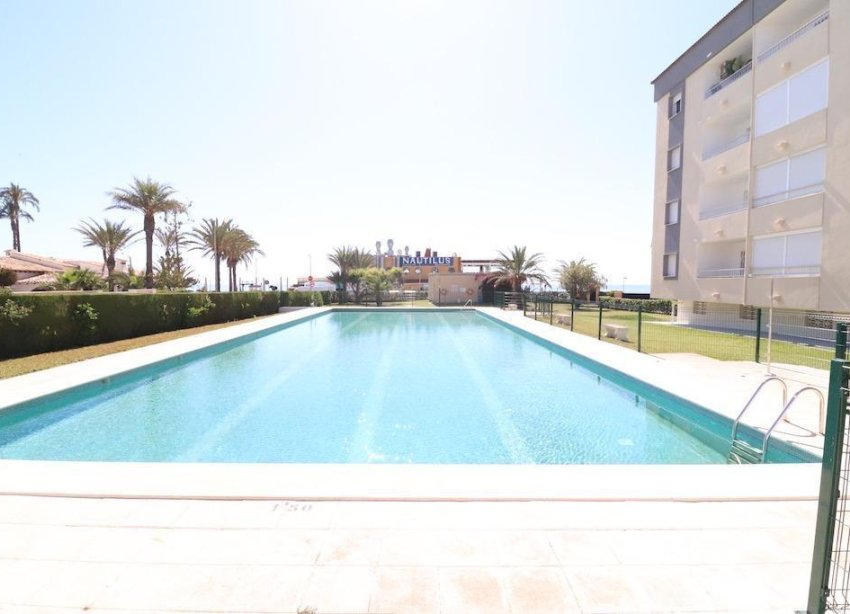 Resale - Apartment - Torrevieja - Punta Prima