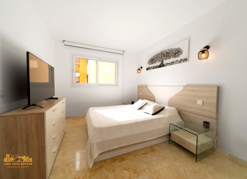 Resale - Apartment - Torrevieja - Punta Prima