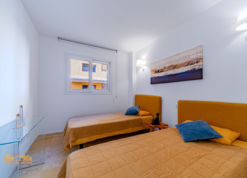 Resale - Apartment - Torrevieja - Punta Prima