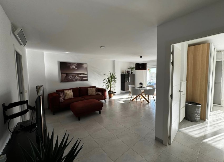 Resale - Apartment - Torrevieja - Punta Prima