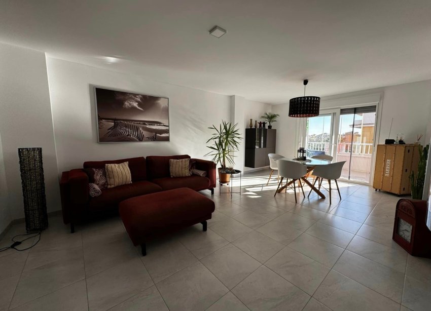 Resale - Apartment - Torrevieja - Punta Prima