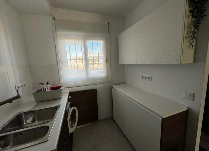 Resale - Apartment - Torrevieja - Punta Prima