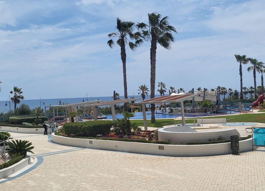 Resale - Apartment - Torrevieja - Punta Prima