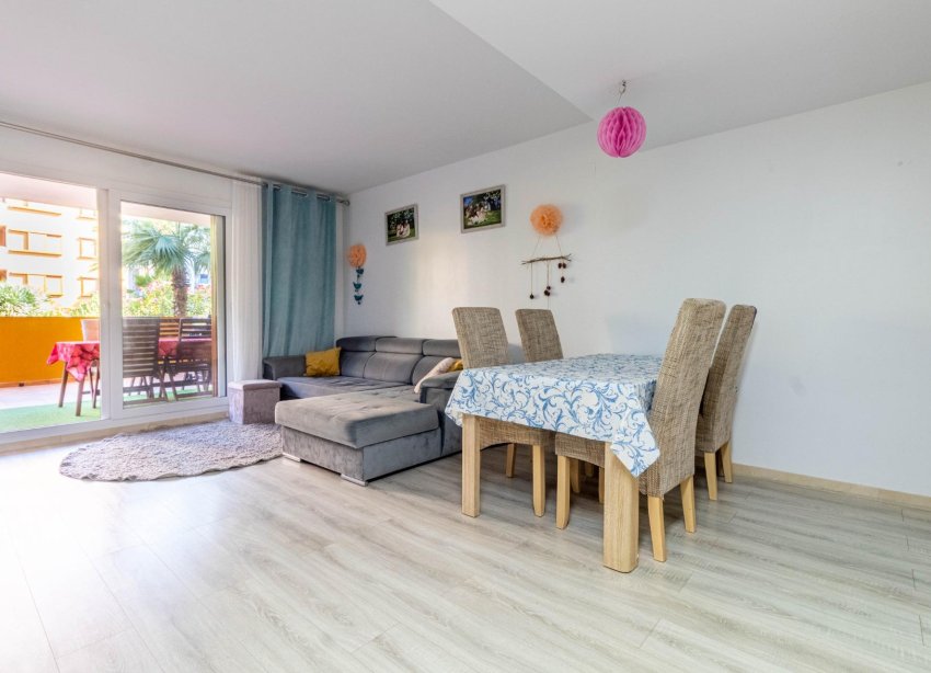 Resale - Apartment - Torrevieja - Punta prima