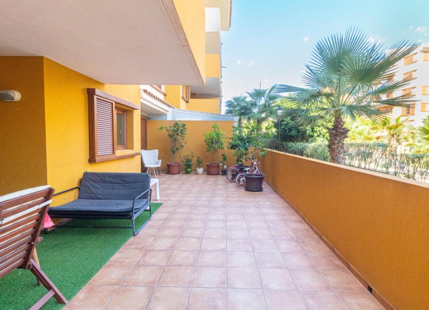 Resale - Apartment - Torrevieja - Punta prima