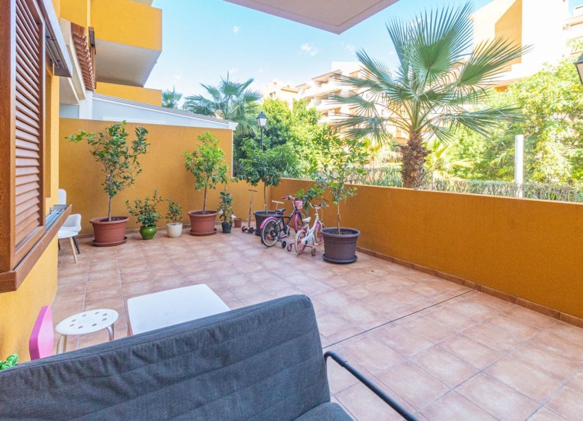 Resale - Apartment - Torrevieja - Punta prima