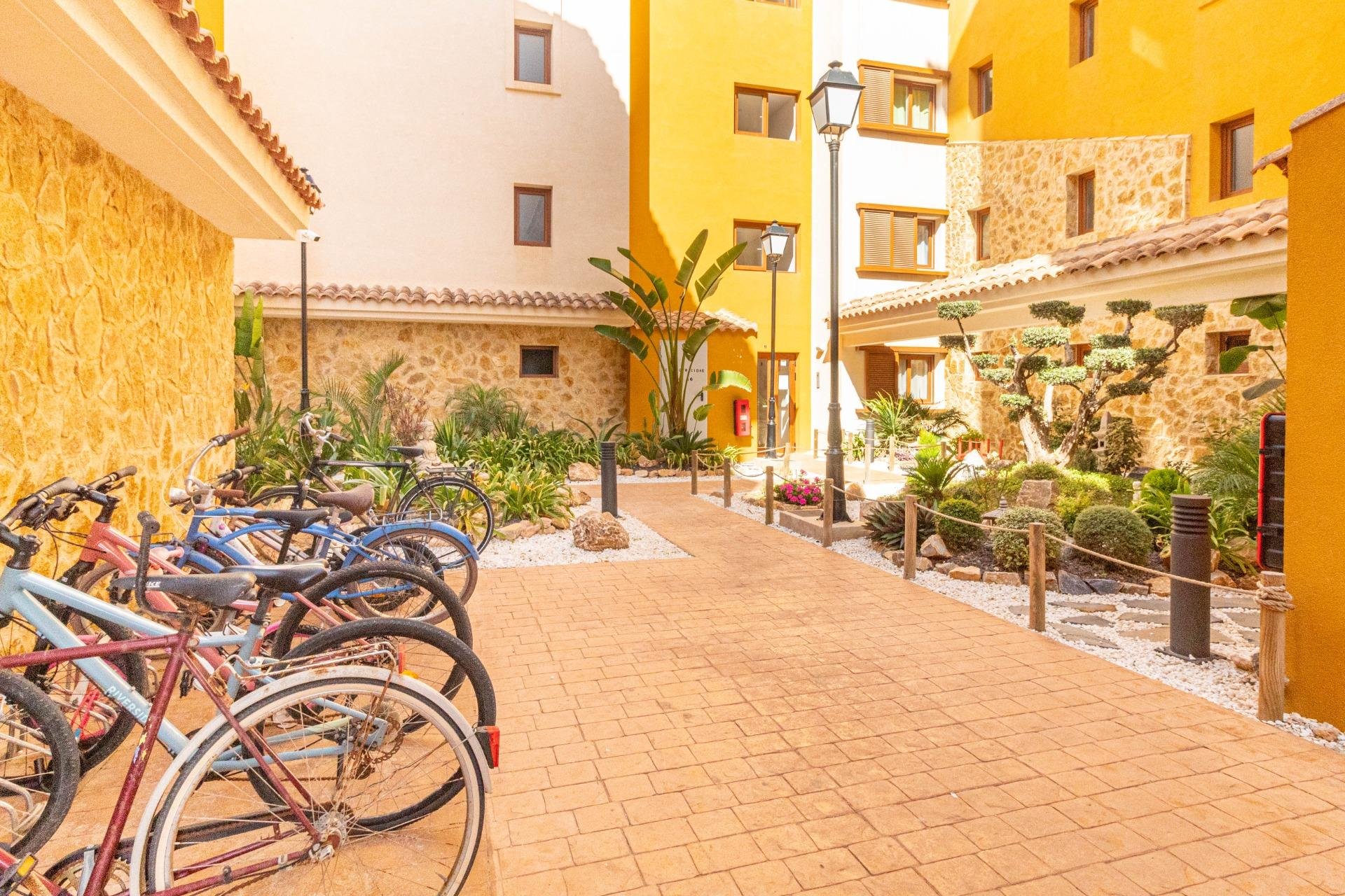 Resale - Apartment - Torrevieja - Punta prima