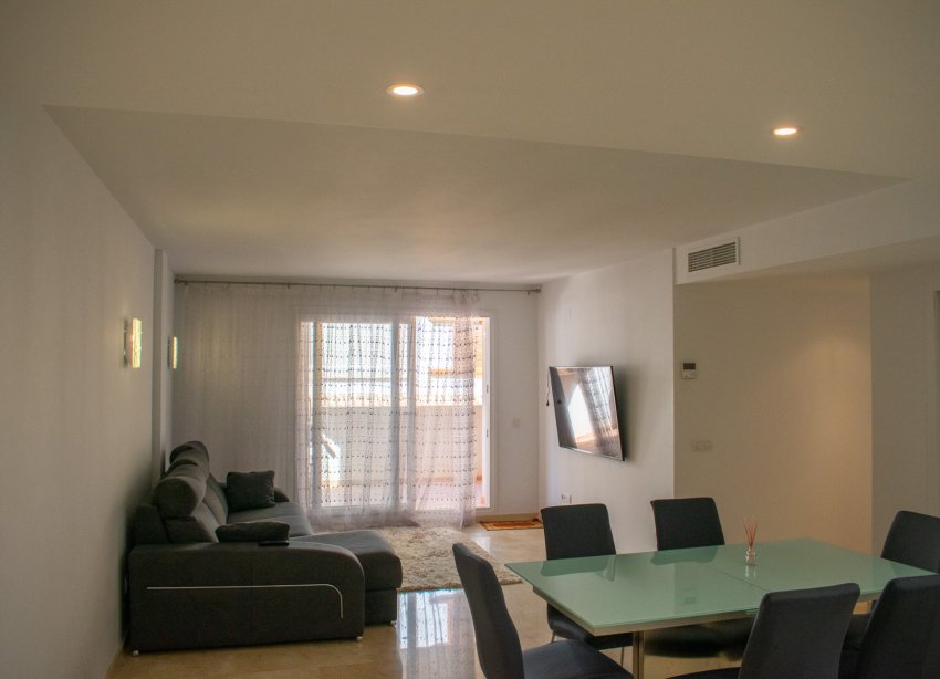 Resale - Apartment - Torrevieja - Punta Prima