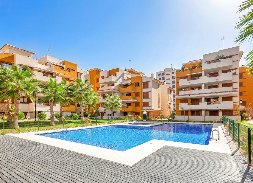 Resale - Apartment - Torrevieja - Punta Prima