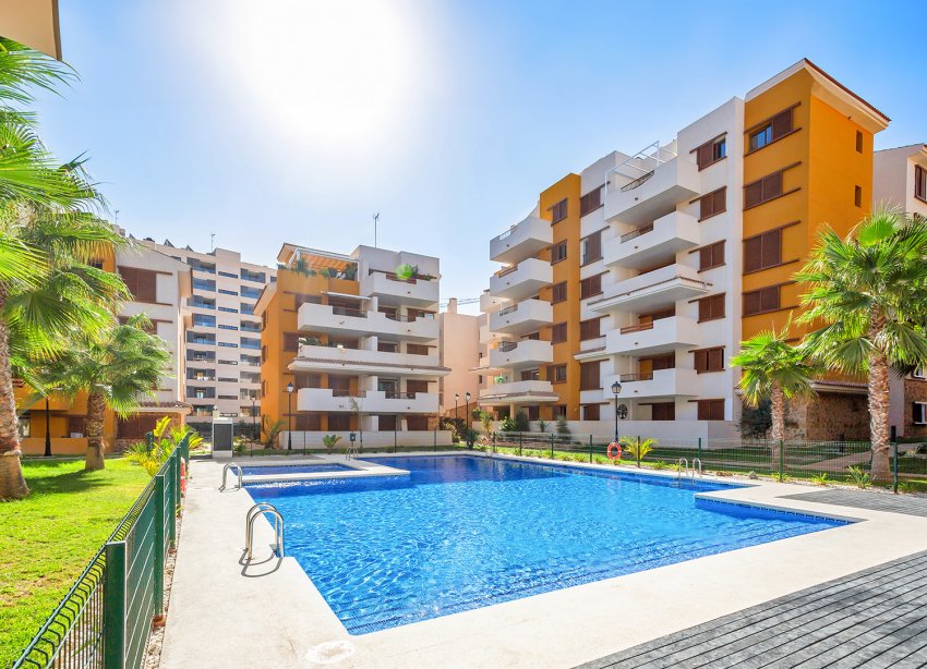 Resale - Apartment - Torrevieja - Punta Prima