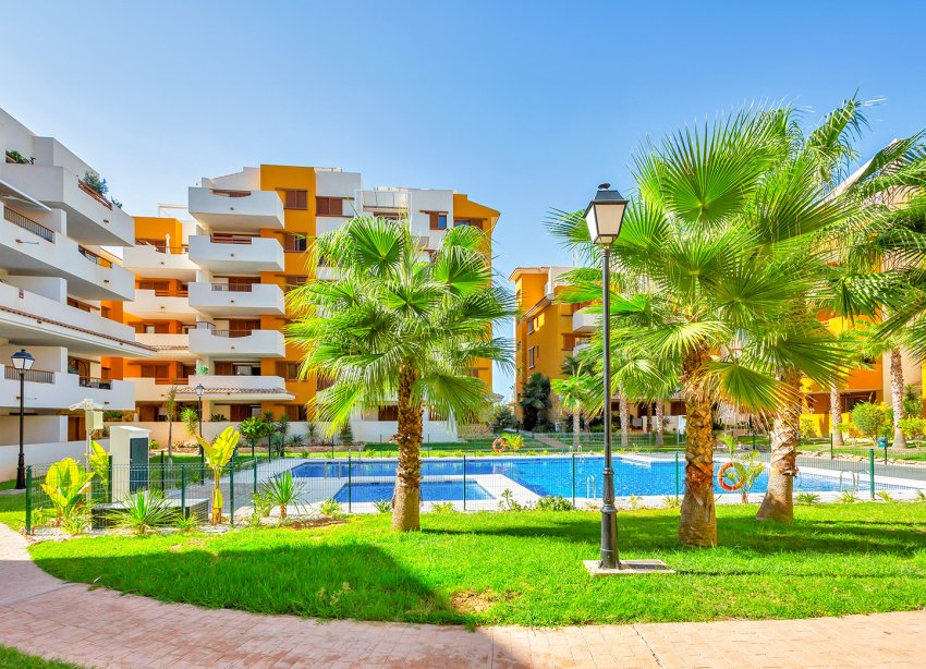 Resale - Apartment - Torrevieja - Punta Prima