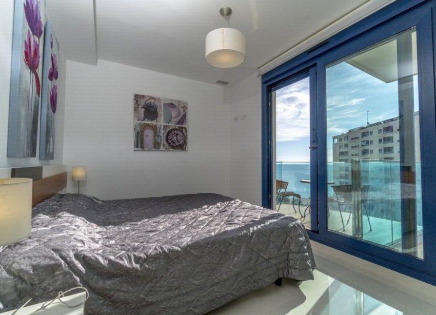 Resale - Apartment - Torrevieja - Punta prima