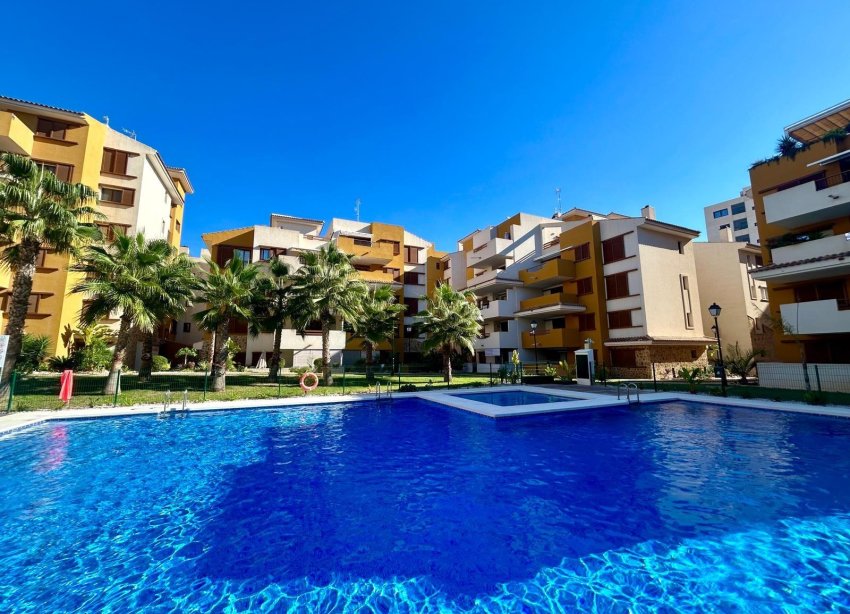 Resale - Apartment - Torrevieja - Punta prima